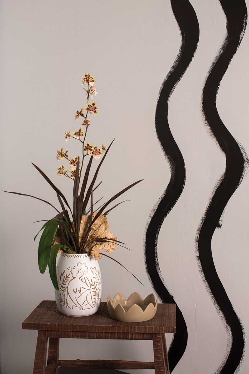 Raveena Vase- Large